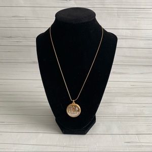 Vintage Avon Gemini ♊️ pendant necklace